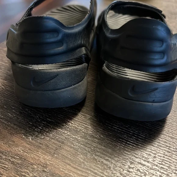 Nike sandals - Picture 3 of 5